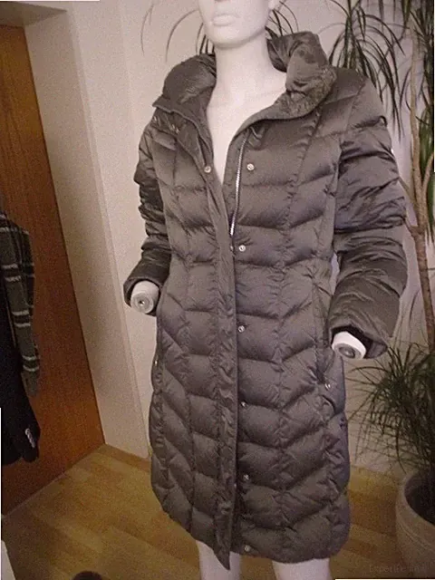 SPORTALM KITZBÜHL DAUNENMANTEL GR.38 GRAU