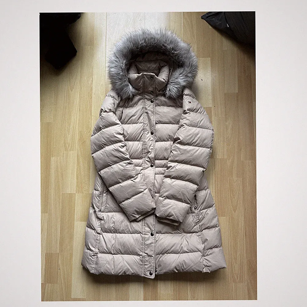 Tommy Hilfiger Damen Daunenmantel XL Beige mit Fellbesatz, Langarm, Winter