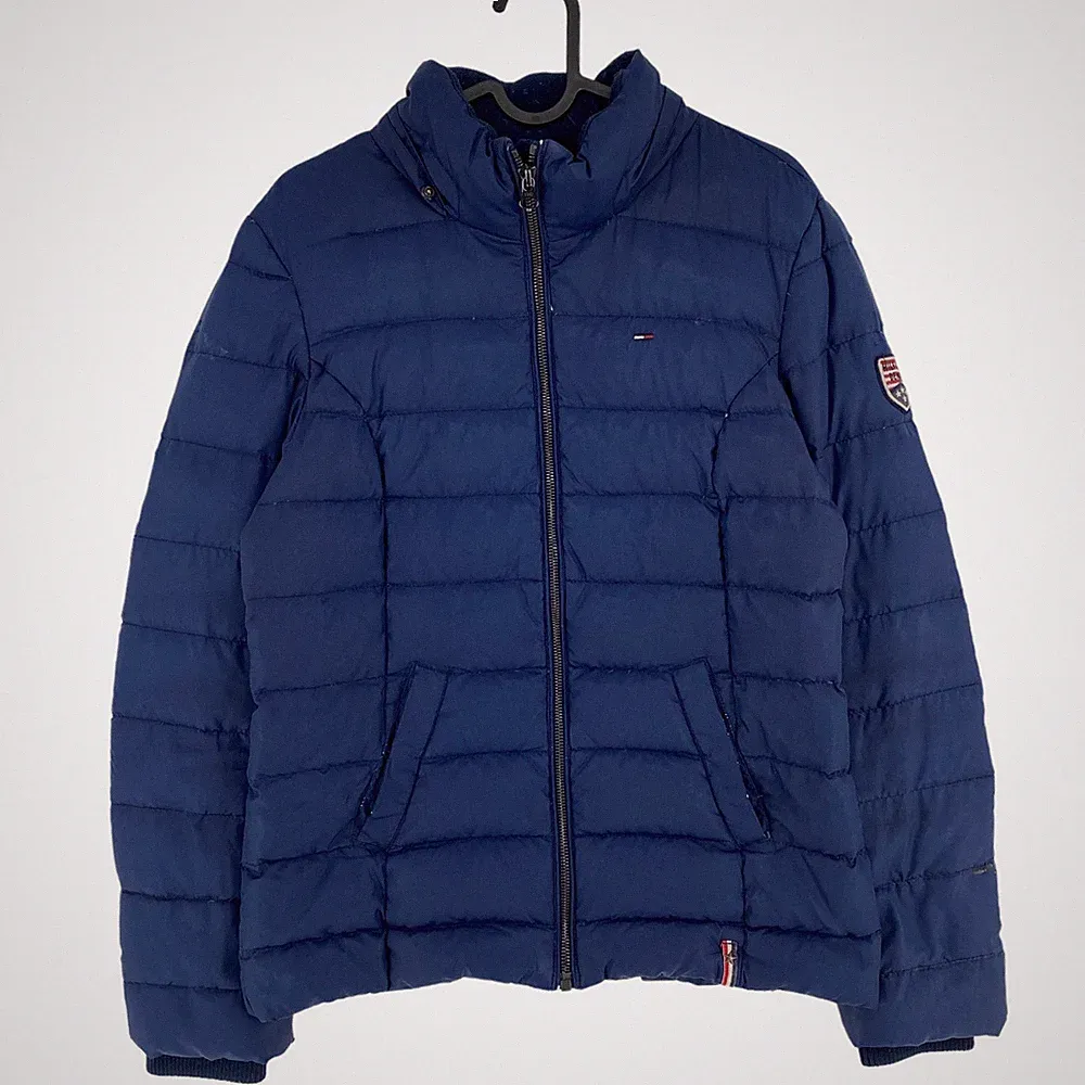 Tommy Hilfiger Denim Navy Blau Ge quiltete Daunen Pufferjacke Mantel Größe M