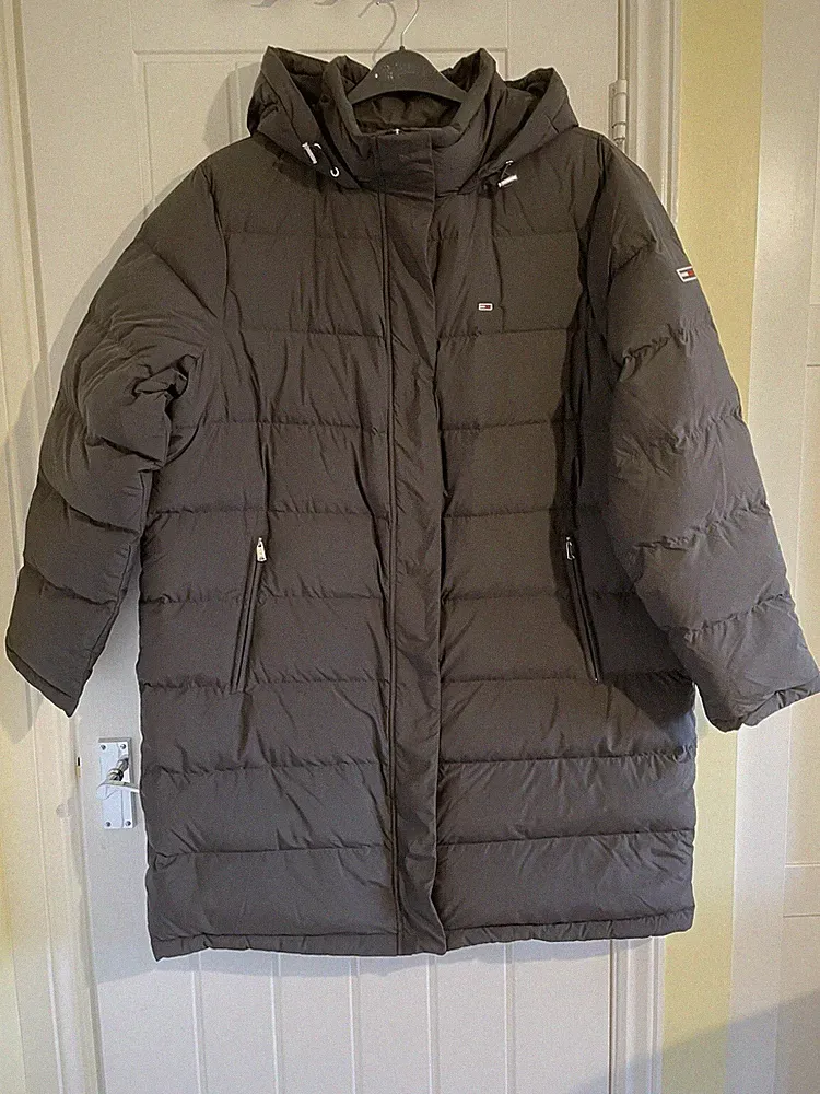 Tommy Jeans DAMEN SCHWARZ CRV LANGER GEFÜTTERTER MANTEL GRÖßE UK 1XL neu mit Etikett