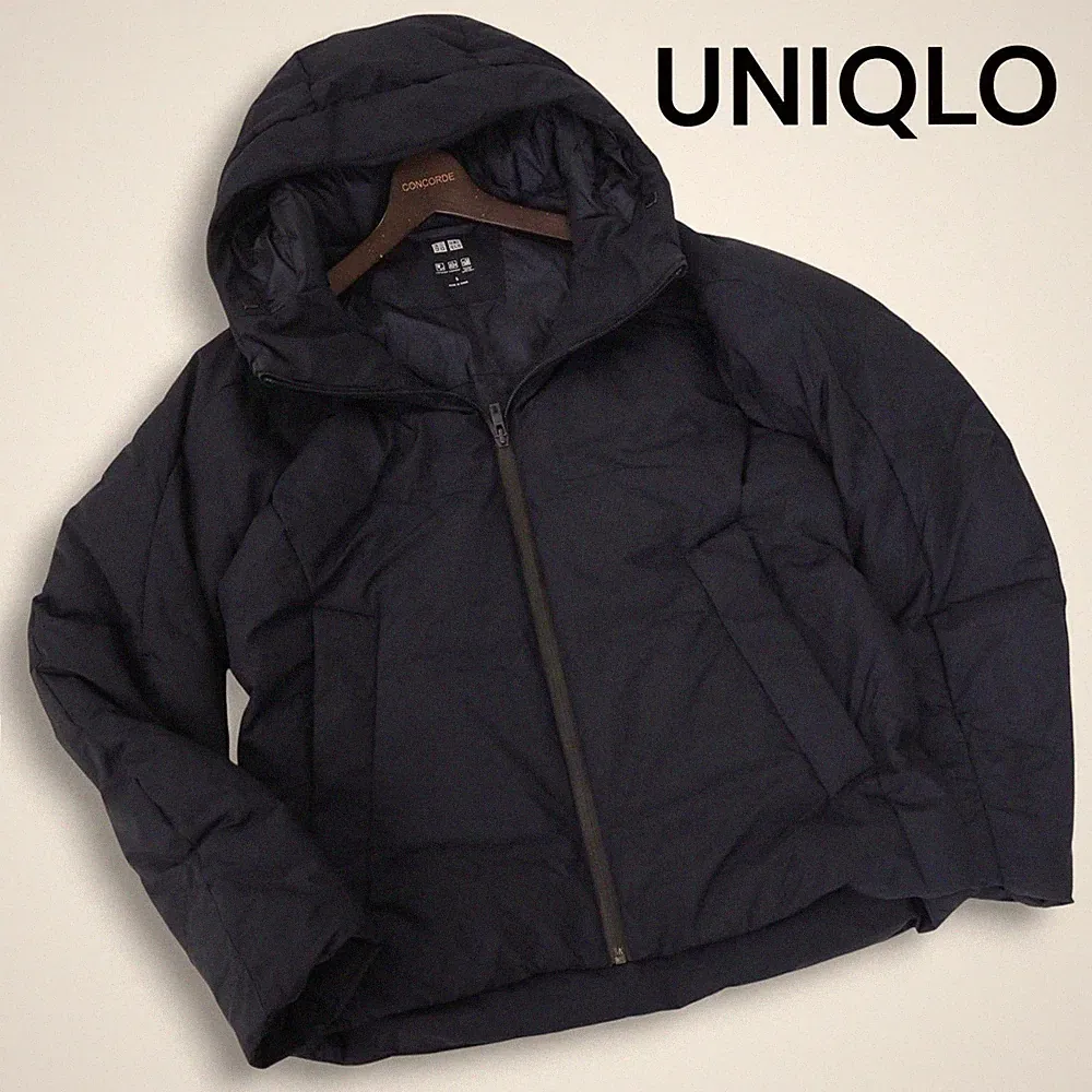 UNIQLO Damen Daunenparka dunkelblau 3D Seamless Gr.S Wintermantel