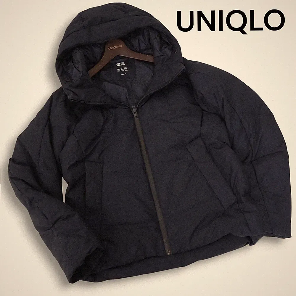 UNIQLO Damen Daunenparka dunkelblau 3D Seamless Gr. S Wintermantel