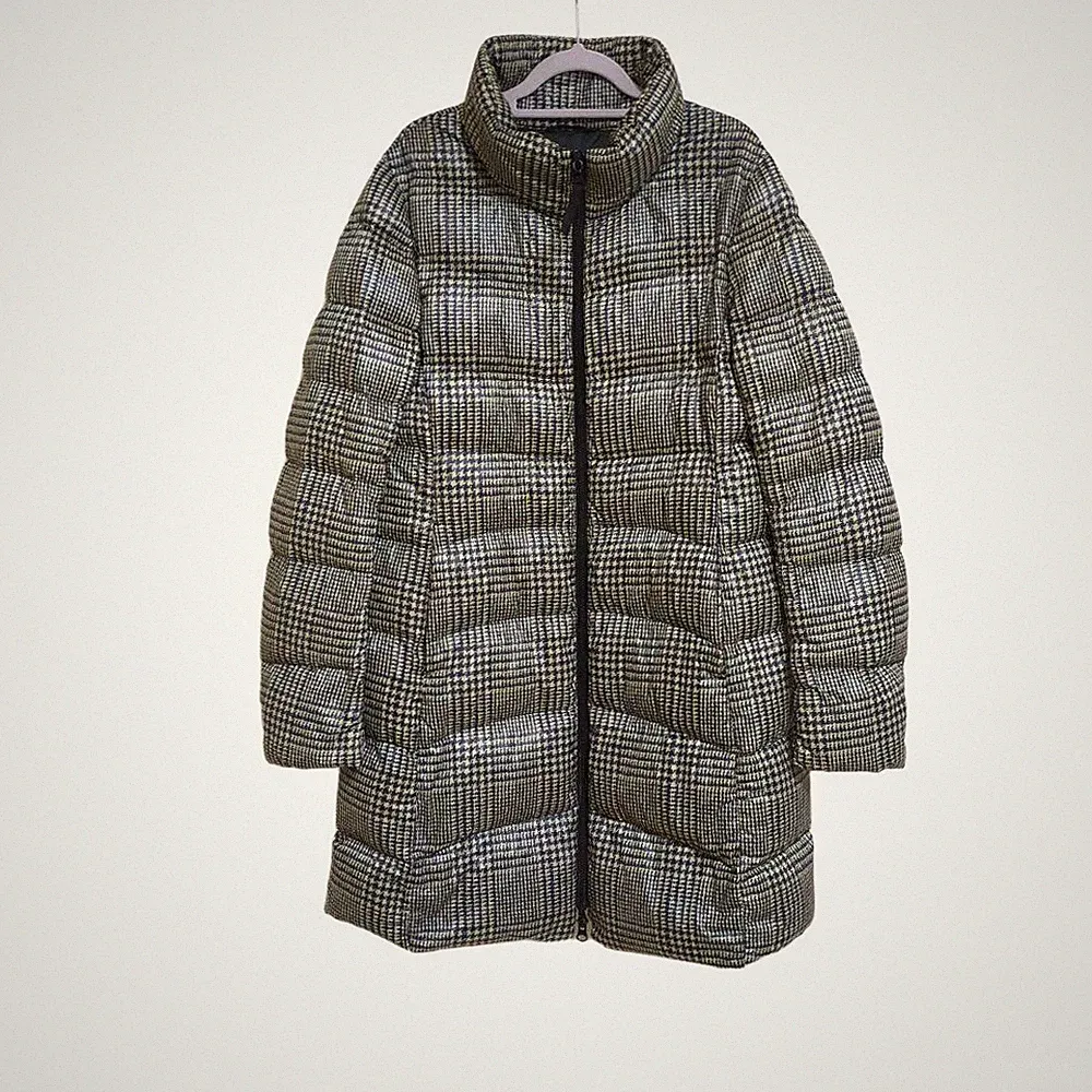 UNIQLO Daunenjacke lang Karomuster schwarz beige Stehkragen gebraucht
