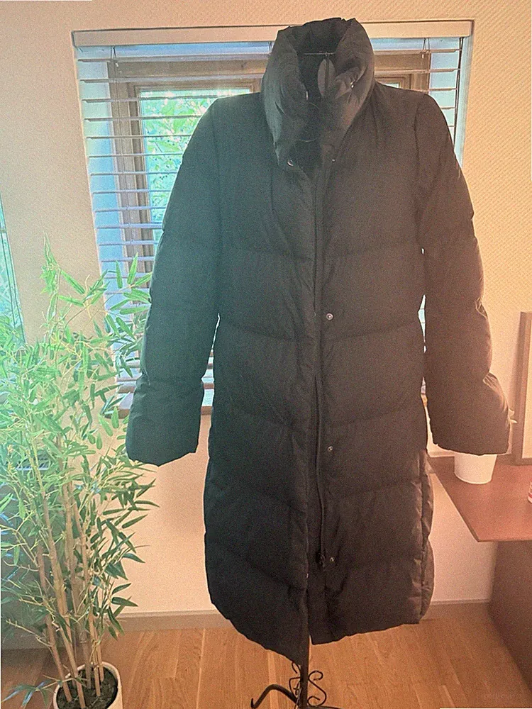 UNIQLO Daunenmantel Damen, Gr. XS, schwarz