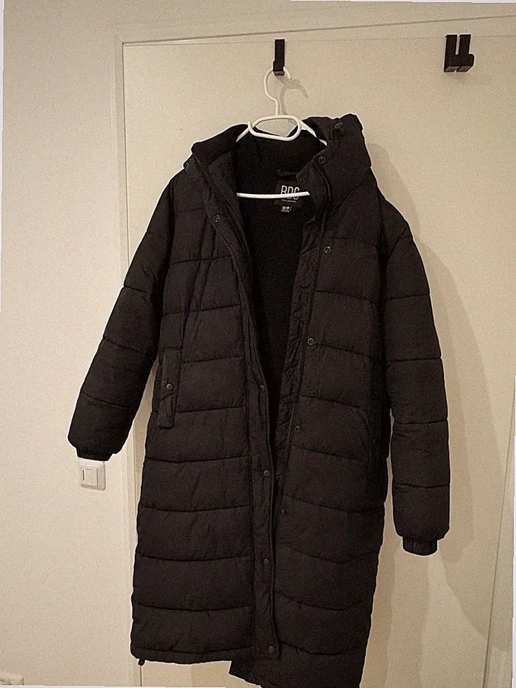 Urban Outfitters Daunenmantel Schwarz In Gr. XS
