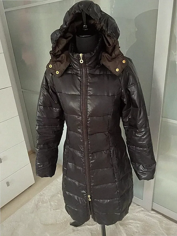 Vero Moda Damen Daunen Mantel Größe M , wattiert ,mit Kapuze abnehmbar , Farbe