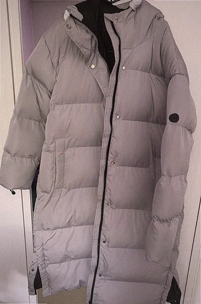 Warmer Damen Wintermantel / Daunenjacke mit Kapuze, Grau