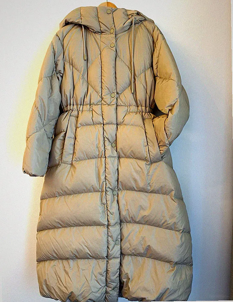 Weekend Max Mara ZEBIO Damen Daunen Steppmantel beige Gr. 38 lang Kapuze