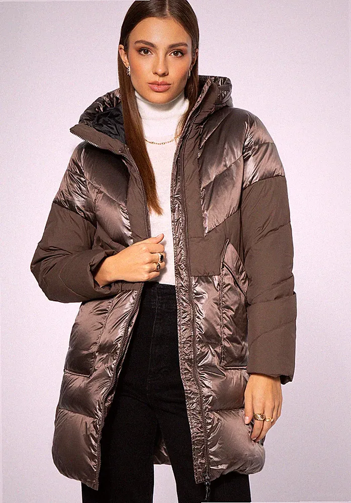 Nylon Daunenmantel mit Kapuze