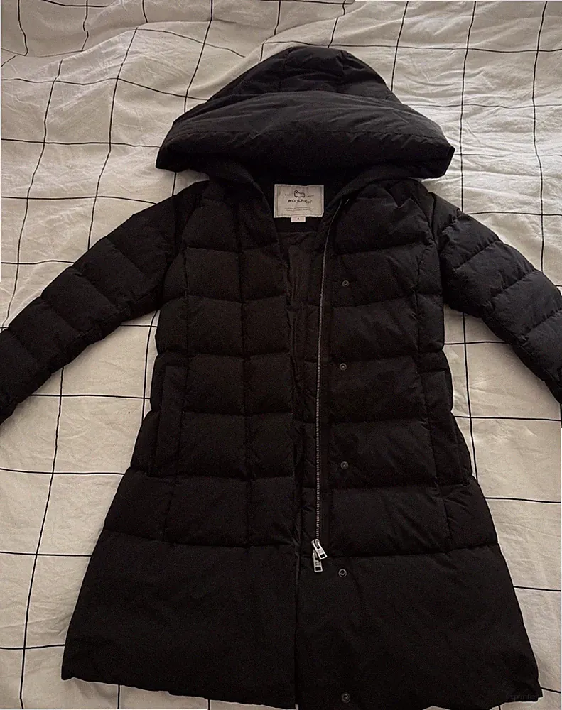 Woolrich Damen Daunenmantel schwarz S lang Daunen Kapuze