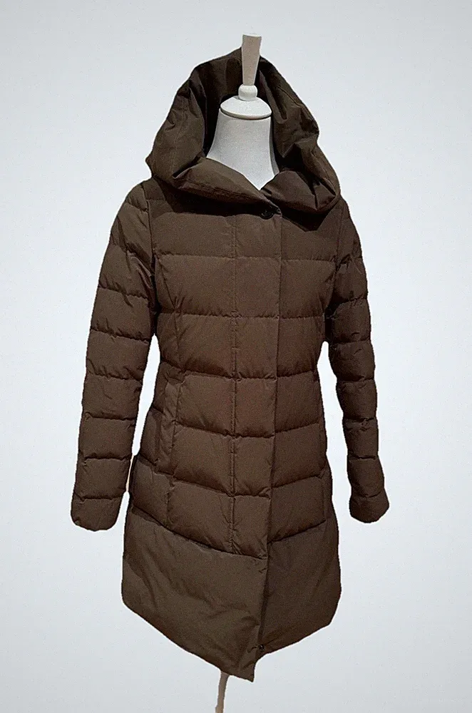 Woolrich Daunenmantel Damen Gr. M – edel, warm & zeitlos – Top Zustand