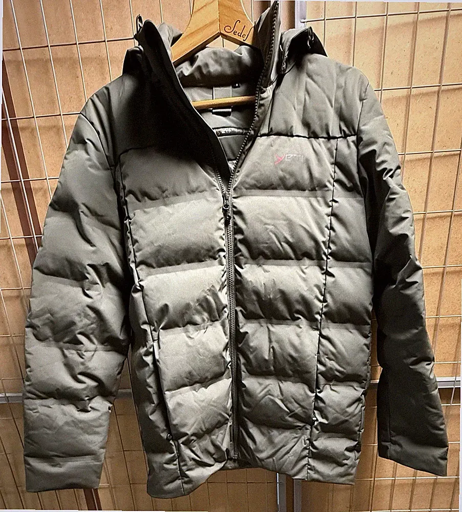 Yeti Akkarvik by Nordisk Daunenjacke Gr. S Grün Mantel Daune Jacke Wasserdicht