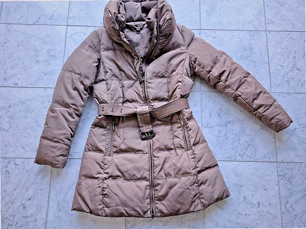 ZARA BASIC Damen Daunenmantel Mantel Gürtel Gr. L braun warmer Schalkragen