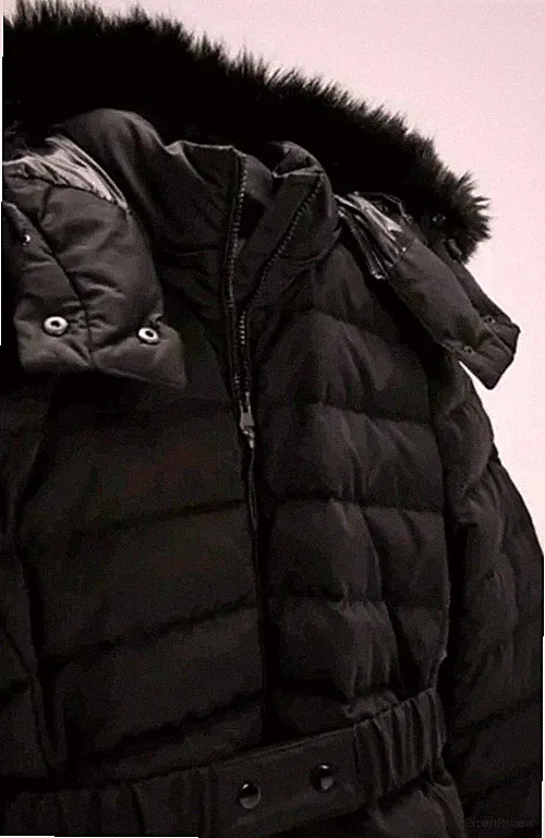 ZARA Jacke Daunenjacke Mantel Outerwear Gr. S Wind Schwarz KAPUZE FELL TOP ZUSTA